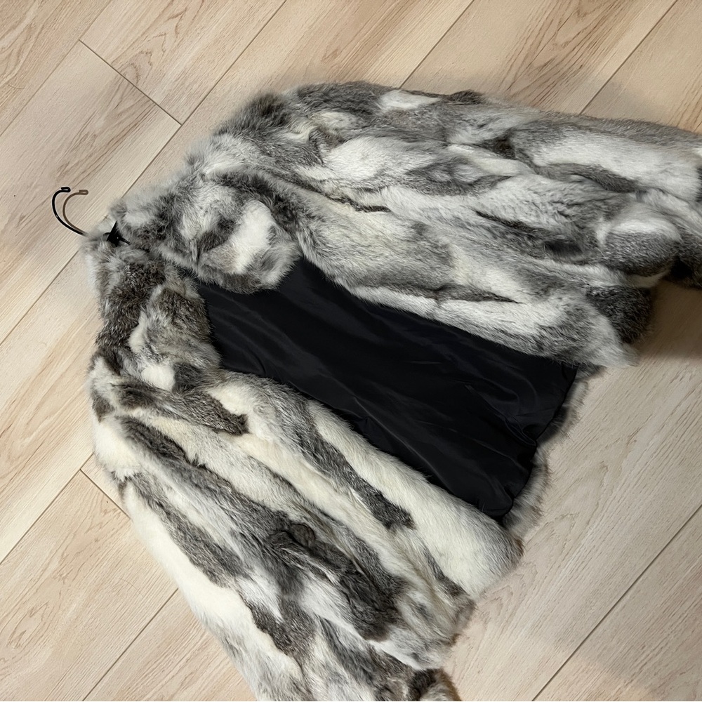 Fur- jacket - Picture 2 of 9